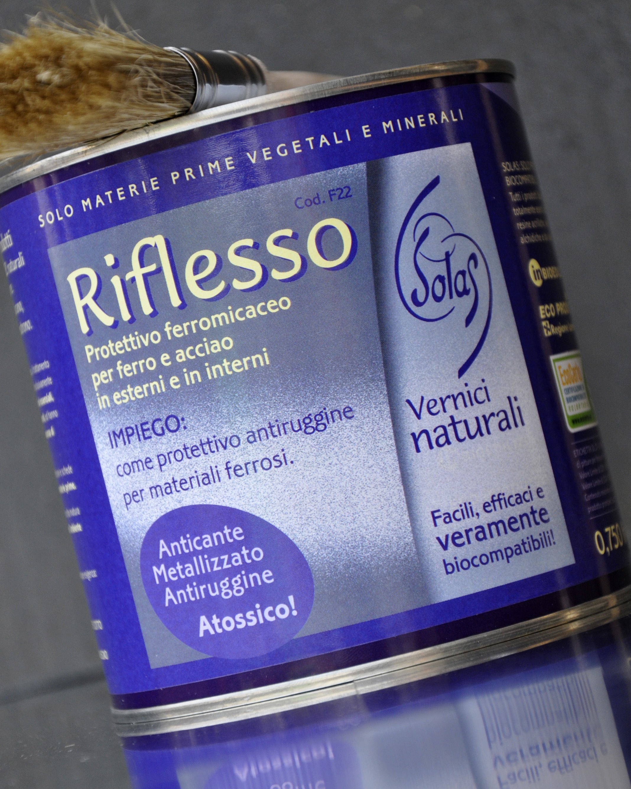 Protettivo antiruggine a lunga durata, per esterni ed interni, anticante antracite scuro cod.Riflesso-F22 in latta da 2.5lt Protettivo antiruggine a lunga durata, per esterni ed interni, anticante antracite scuro cod.Riflesso-F22 in latta da 2.5lt